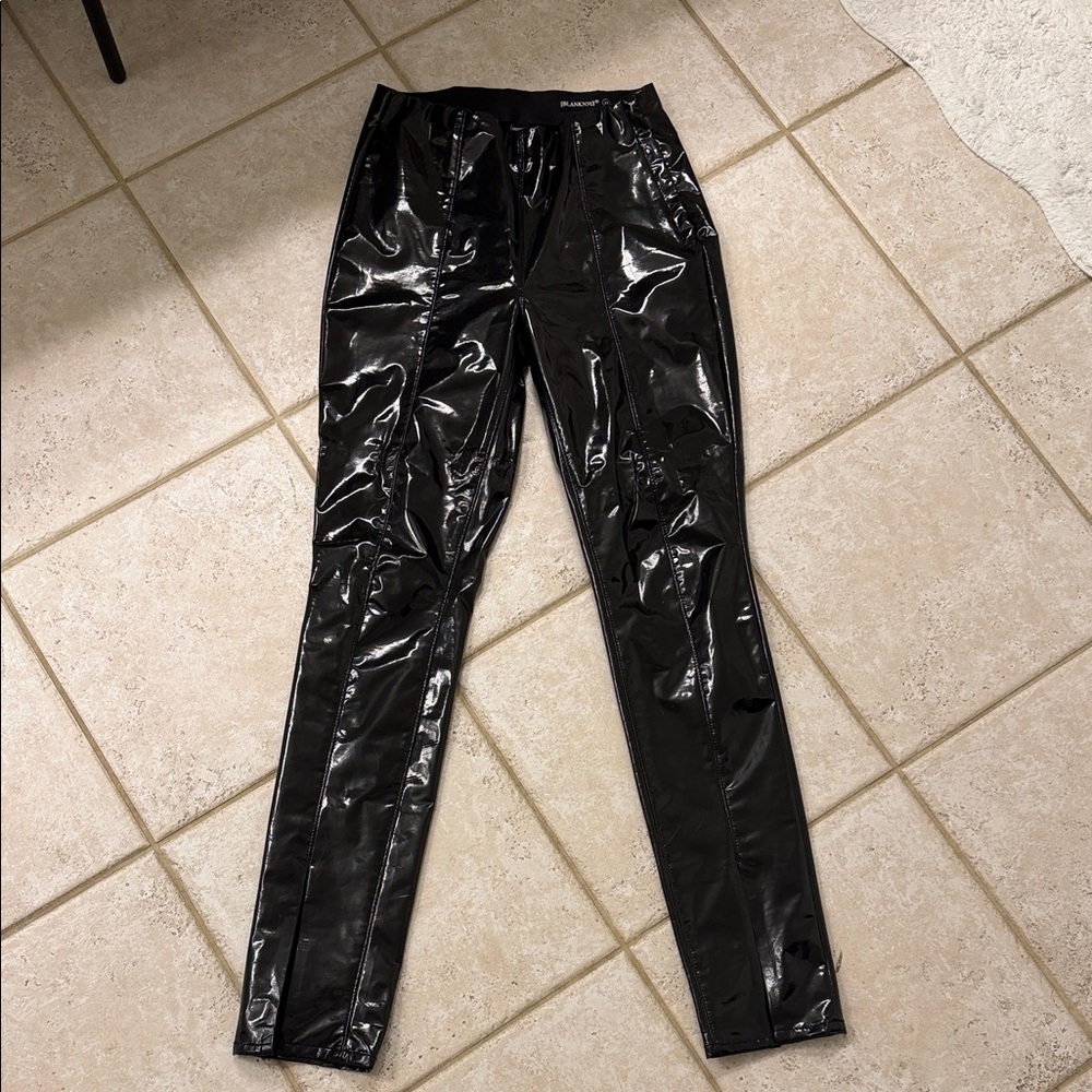 Patent leggings in Dominatrix. BLANKNYC
